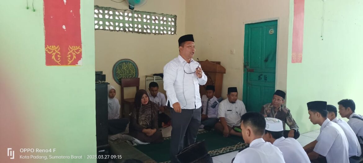 Ratusan Siswa MAN 3 Padang Ikuti Pesantren Ramadan
